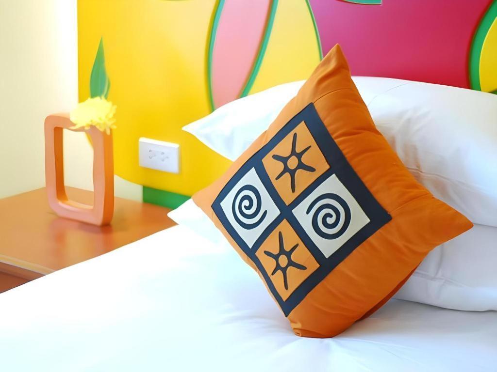 Hip Hotel 3*