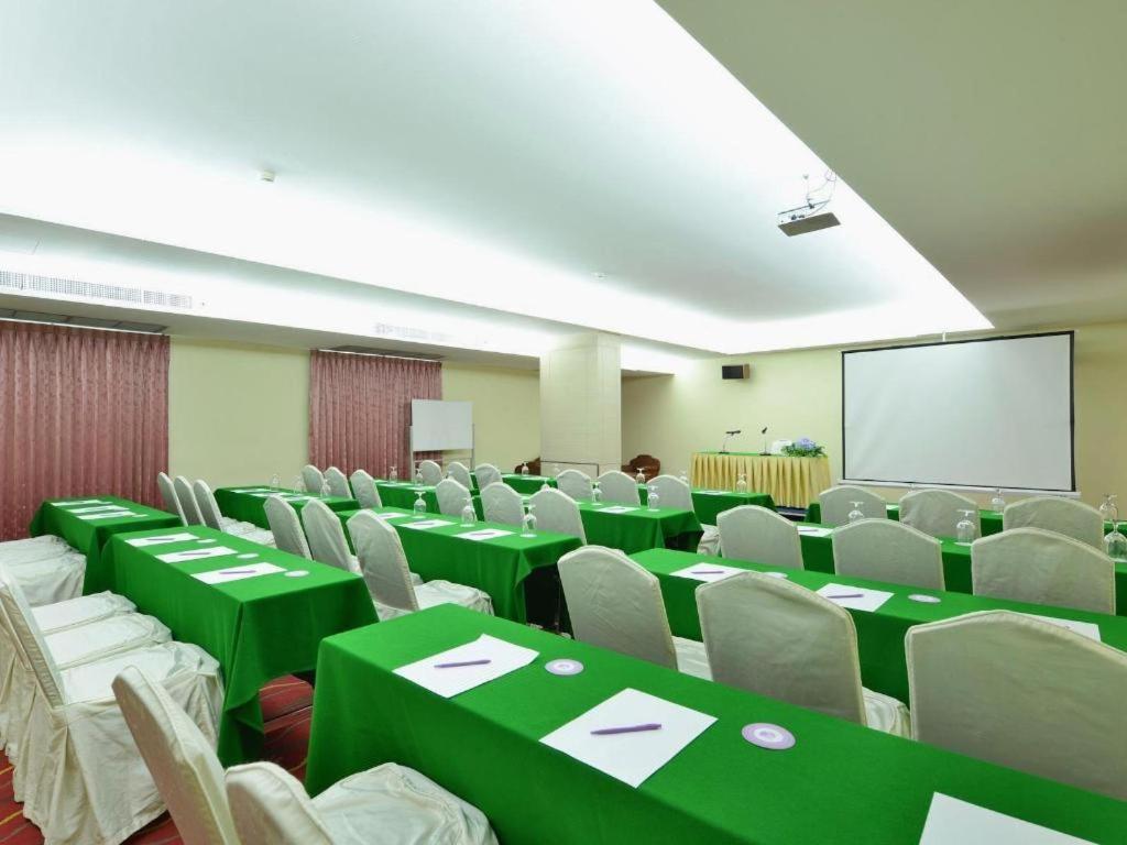 Hip Hotel 3*