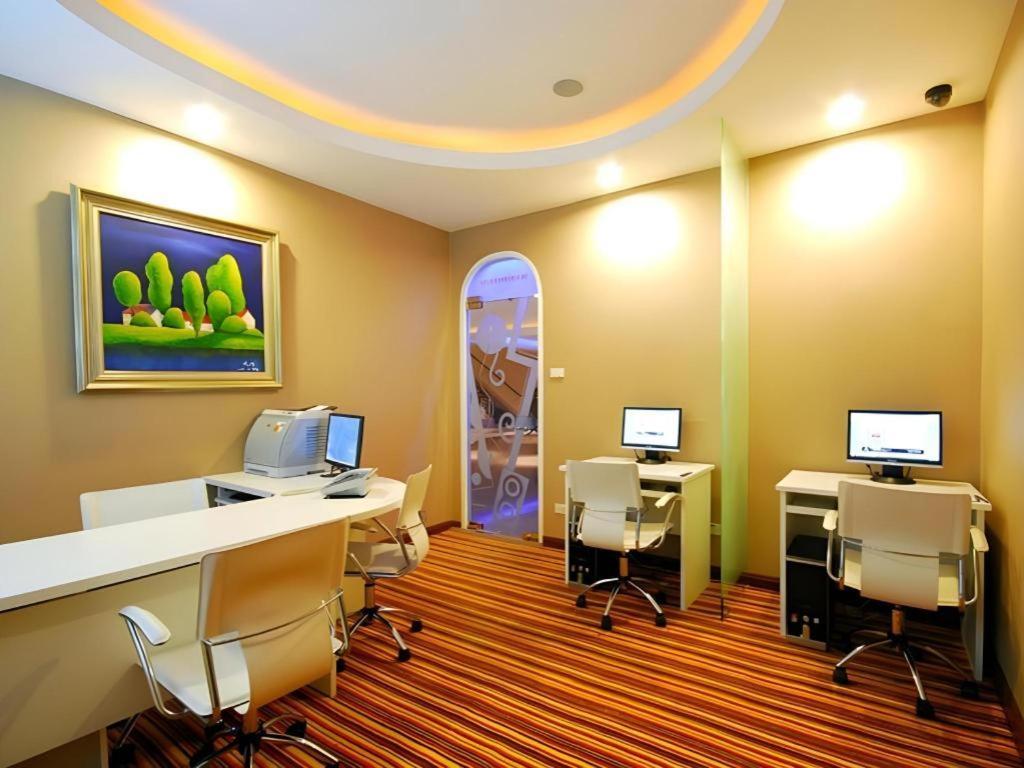 Hotel Hip 3*