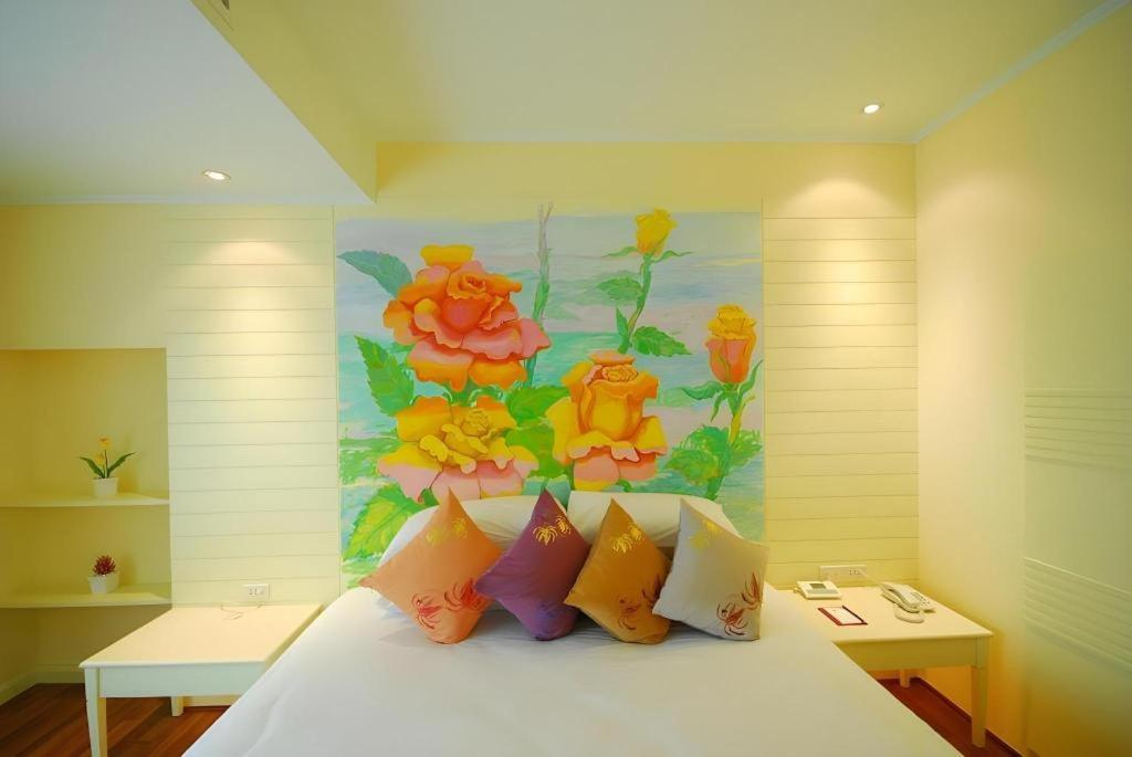 Hip Hotel 3*