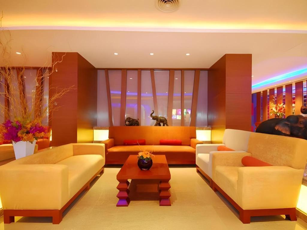 Hotel Hip 3*